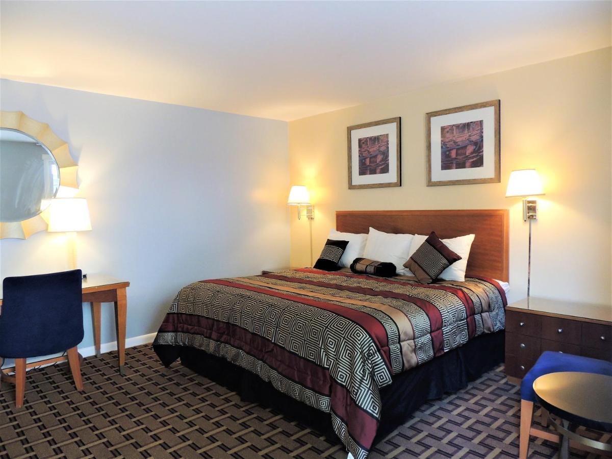 Windsor Motel グロトン エクステリア 写真