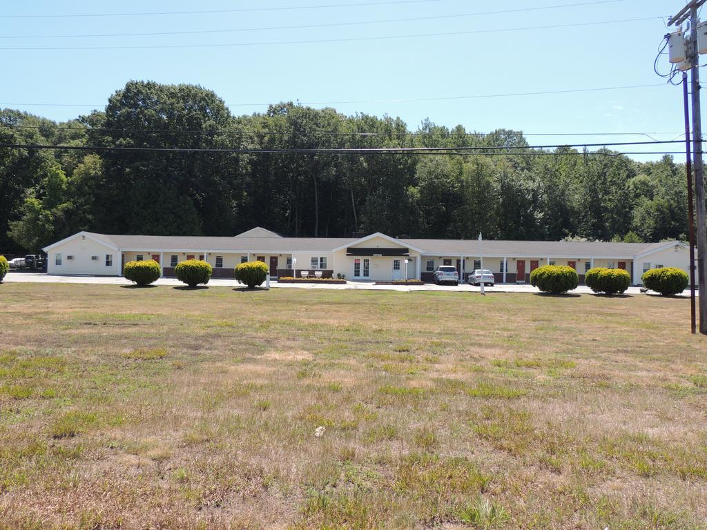 Windsor Motel グロトン エクステリア 写真