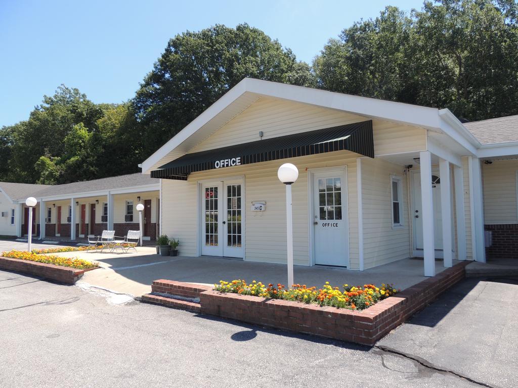 Windsor Motel グロトン エクステリア 写真